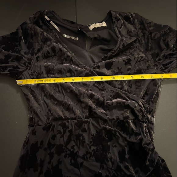 Rewind Juniors' Faux Wrap Bodycon Velvet Dress Size M Christmas Long Sleeve - Picture 9 of 15